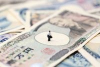 変動金利で家を買った人に悪夢が待つ…経済評論家｢日銀が10年600兆バラ撒いて賃金が上がらない日本の末路｣