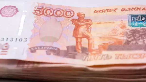 「ロシア兵との偽装結婚で3100万円の給付金を受け取る…プーチンが生み出した｢黒の未亡人｣の正体」の画像