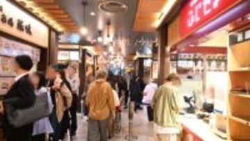 開業1年で｢廃墟フードコート｣と呼ばれた新施設との差…同じ大阪駅直結｢デパ地下フードコート｣が盛況のワケ