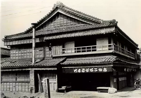 「廃棄弁当で食いつなぎ､妻のバリカンで散髪…450年続く｢老舗の餅屋｣21代目が新規事業に手を出した意外な結末」の画像