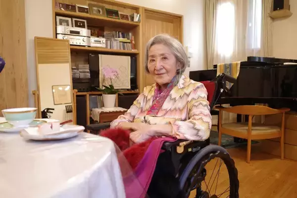 5歳の娘を遺して最愛の夫は旅立った…100歳の現役歌人が作らないと決めていた歌を初めて詠んだ日