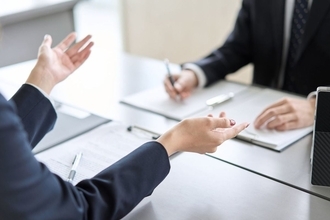相手に｢NO｣と言われる確率がぐんと減る…商談を成功させる人が意識的にやっている｢たったこれだけ｣のしぐさ