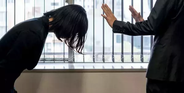 「仕事のデキない人ほど人脈の多さを語る…本当に信頼される人が電話をするときに必ず話す"ひと言"」の画像