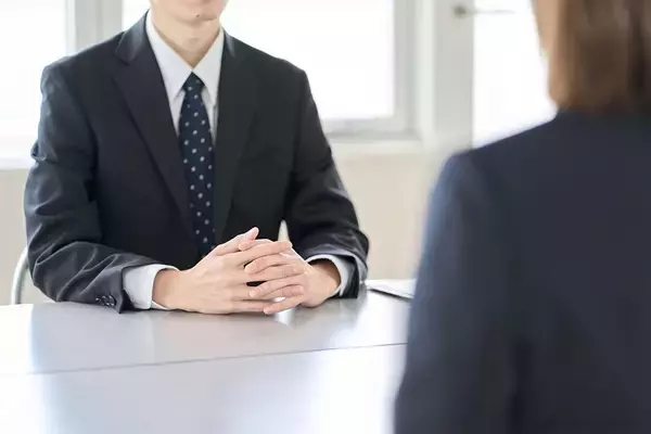 ｢転職活動でAIを使いましたか?｣面接官が"アンチAI"か"推進派"かわからない時のウマい答え方