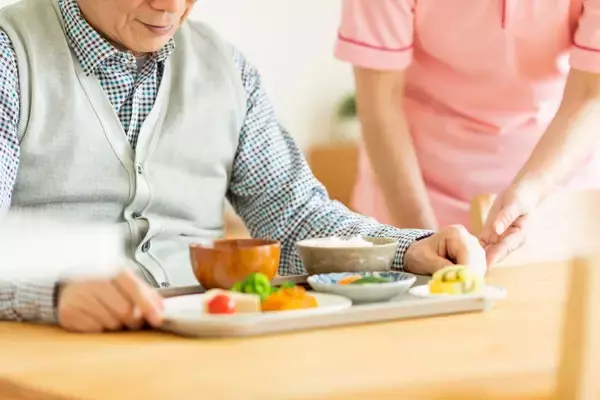 「胃ろうナシ､誤嚥性肺炎ナシ…寝たきり期間を最短にし"老衰モード"で最期を迎える人の共通点」の画像