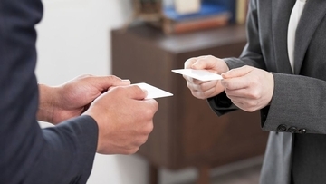 ｢本日はどうぞよろしくお願いします｣に一流の人が添える"仕事相手との距離を一気に縮めるひとこと"