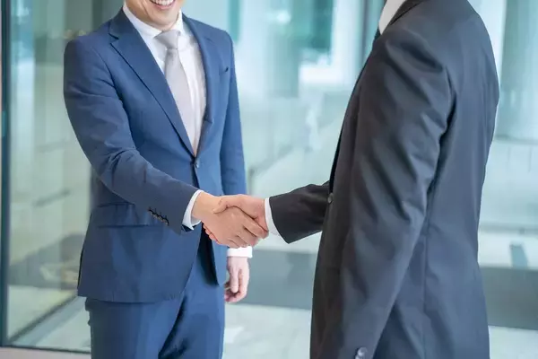 「こんな人いるのか…｢実務力に加えて主体性と同時に協調性｣国が描く"シゴデキさん"の｢重すぎる要件｣」の画像