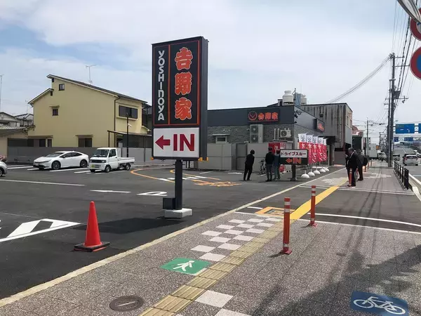 「なぜ吉野家で女子高生が宿題をするまでになったか…現会長が真っ先に変えたトイレにある意外なアイテム」の画像
