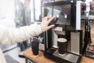 ｢固定費｣を削ってばかりの企業に成長はない…コンビニでは120円のコーヒーをホテルが1000円で売るカラクリ