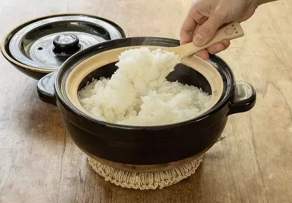 「大手メーカーが｢炊飯器では超えられない｣と白旗…負債18億円の窯元を救った"火加減いらずの土鍋"の正体」の画像