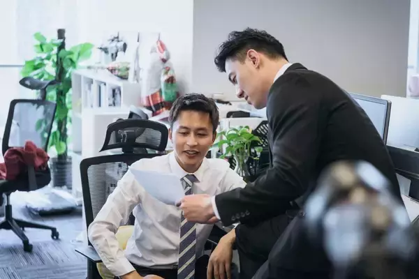 「言いにくいことが一発で言えるようになる…仕事のできる人が話す前に入れる“断り文句”3パターン」の画像