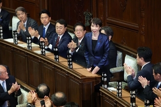 勝ちすぎるほど恐ろしい…中曽根も鳩山も陥った｢300議席の罠｣､高市首相は食料品消費税ゼロを実現できるのか