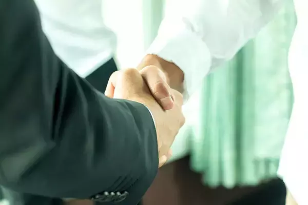 二流は｢資料ありがとう｣､三流は｢いつも助かってる｣…一流の上司が使う"心震える感謝フレーズ"