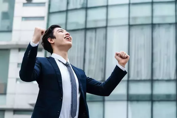 「二流は｢資料ありがとう｣､三流は｢いつも助かってる｣…一流の上司が使う"心震える感謝フレーズ"」の画像