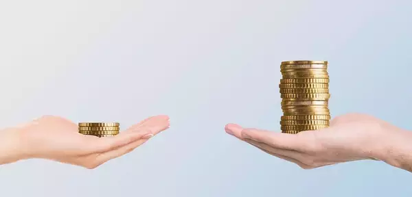 日銀利上げで得をするのは｢金持ちシニア｣だけ…｢平均貯蓄2843万円｣が示す"世代間格差"の不都合な真実