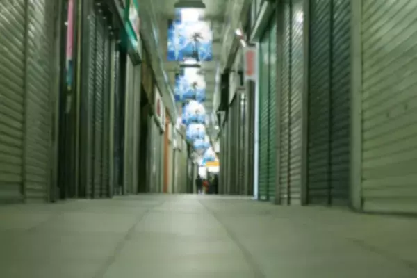 ｢2日働いたら休む｣でも豊かに暮らせる…愛媛のさびれた商店街で｢新参者の店｣に行列ができるワケ