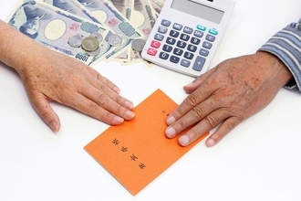 夫婦の年齢差が5歳なら200万円､15歳なら600万円…申請しないと1円ももらえない｢国からの家族手当｣