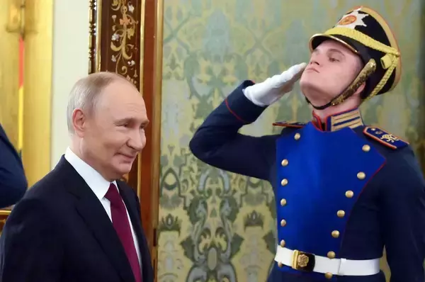 プーチンは｢20歳の愛人｣を｢152億円の資産家｣に変えた…ロシアで暴露された私生活のダークすぎる錬金術