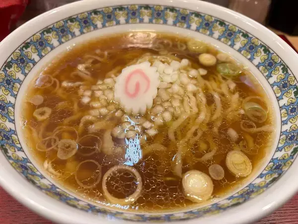 「1650円の中華そば目当てに朝8時から人､人､人…55歳で始めたラーメン店が｢ディズニーより並ぶ店｣になるまで【2025年12月BEST】」の画像