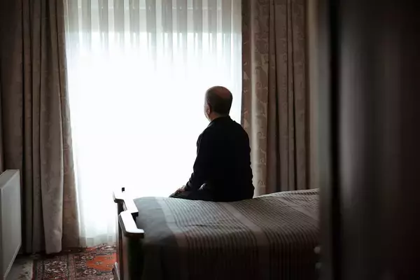 これを捨てないと孤立した老後が待ち受ける…まじめな人ほど取りつかれる"自己肯定感を下げる思考のクセ"