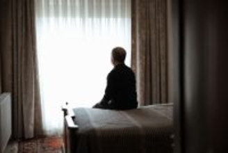 これを捨てないと孤立した老後が待ち受ける…まじめな人ほど取りつかれる"自己肯定感を下げる思考のクセ"