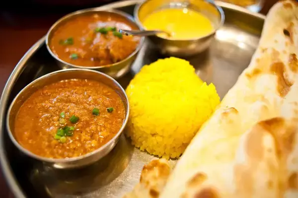 なぜ｢インド料理店｣は似ている店が多いのか…名前も看板もメニューも"没個性な店"が大量発生したカラクリ