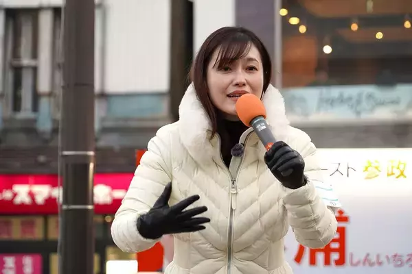 「｢皆さんのお母さんにしてください!｣…参政党ウォッチャーが潜入取材で目撃した"躍進前夜"の異様な光景」の画像