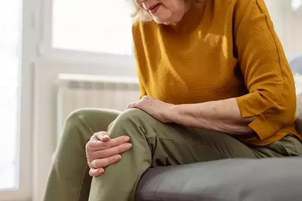 耳が聴こえにくいなら｢補聴器｣､では足腰が弱くなったら?…医師･和田秀樹｢ヨボヨボ化を遅らせる便利グッズ｣
