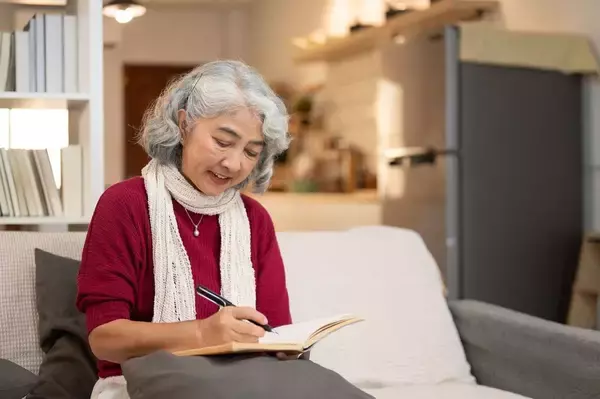 「耳が聴こえにくいなら｢補聴器｣､では足腰が弱くなったら?…医師･和田秀樹｢ヨボヨボ化を遅らせる便利グッズ｣」の画像