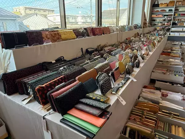 「中国に職人技術を売らなくて本当によかった…｢メイドインジャパン財布｣を復権させた｢大阪の町工場｣の戦略【2026年1月BEST】」の画像