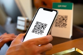クレカなら何もせずに｢1%還元｣なのに…楽天ペイ､PayPay､d払い｢改悪が続くQRコード決済｣とどちらがお得か