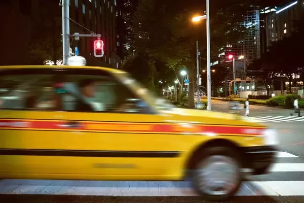 「86歳夫がある日突然行方不明に…同時にうつ病を発症し長く支え合ってきた21歳年の差夫婦に起きた異変」の画像