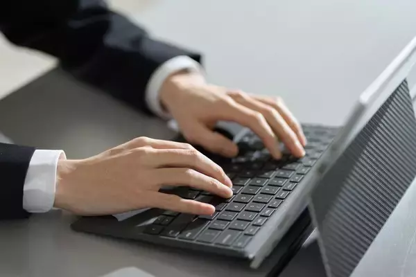 「部下との1on1では｢正解｣を提示してはいけない…相手の自信を回復し､対話後に爽やか笑顔になる"最初の一言"」の画像