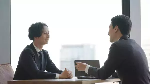 「部下との1on1では｢正解｣を提示してはいけない…相手の自信を回復し､対話後に爽やか笑顔になる"最初の一言"」の画像
