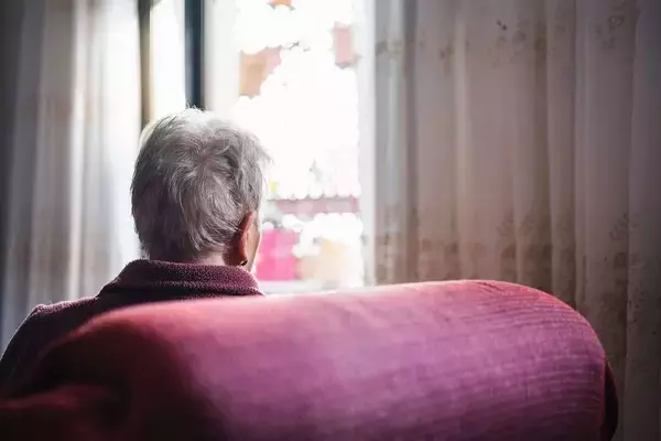 ここを間違えると｢孤独な高齢者｣まっしぐら…米政府の生活時間調査が突き付けた｢老後の幸せを左右する人物｣