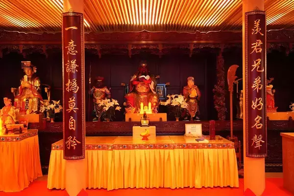 「ここは日本であって日本ではない…商店街から｢ちょんの間｣まで中国人に支配された日本有数のドヤ街の現在」の画像