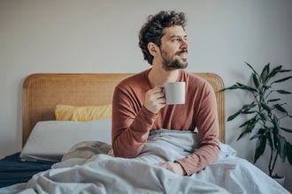 布団から出たくない季節がきた…世界の研究が導きだした｢スヌーズ連発グセ｣が一発でおさまるシンプルな方法