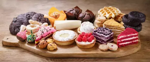 満腹なのに｢ポテチあと1枚｣が止まらない…大学教授｢食べても食べても満たされない人が真っ先にすべき行動｣