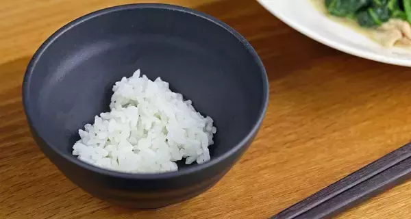「｢カロリー制限｣｢ジム通い｣よりダイエット効果あり…医師が｢確実に体重を落とす｣と話す唯一無二の方法【ダイエット3選】」の画像