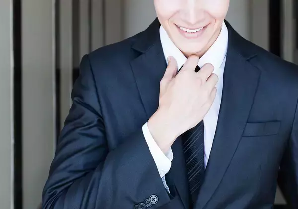 ほめられたとき｢いえいえ､そんな｣と言ってはいけない…一流の"ほめられ返し"アクション3パターン