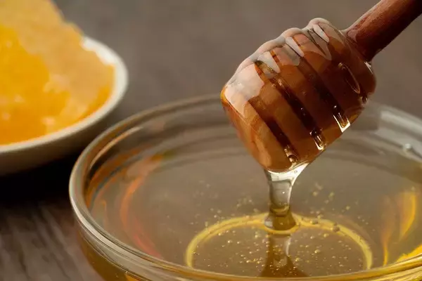 「ひき始めに｢早めのかぜ薬｣はダメ…医師が｢スプーン1杯で市販薬より効果的｣というスーパーで買える食材」の画像