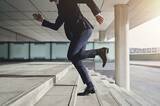「｢横になって休む｣より効果的…たった7秒､世界最速で疲れた脳を回復させる室内･全身運動の内容」の画像2