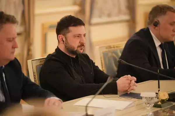 「｢プーチンは人類を救った｣ウクライナ侵攻から1年で書き換えさせた"ロシアの愛国教科書"の嘘だらけの中身」の画像