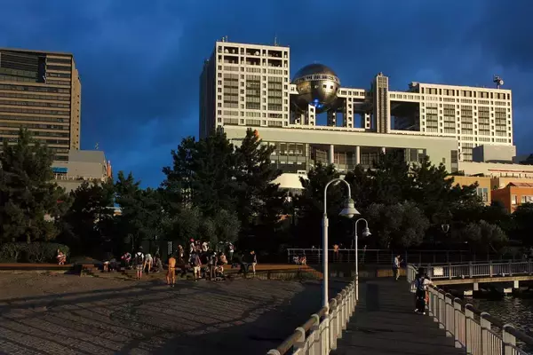 「だからフジテレビは橋本愛も佐藤二朗も守れなかった…テレビ局から消える｢金にも視聴率にもならない仕事｣」の画像