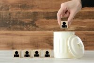 ｢不要な人間｣の烙印から解放された気になれる…｢パトロール｣と称した外国人排斥を｢生きがい｣にする人の悲哀