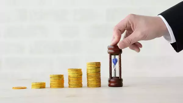 「老後資金2000万円が貯まり､そのうち400万円が現金で戻ってくる...NISAより手堅い｢40歳からの資産形成術｣【投資の始め方3選】」の画像