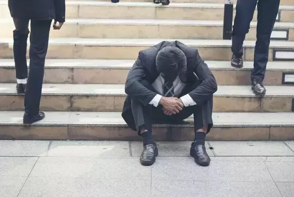 銀行マンが元ニートの億万長者に頭を下げて回る…｢プアジャパン｣で起きる"富裕層の全面的な入れ替わり"