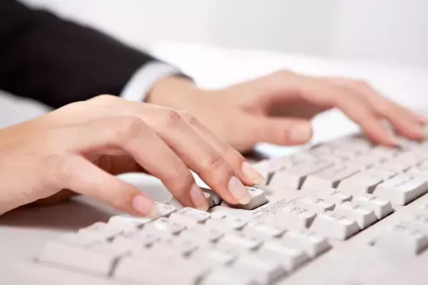 ｢仕事｣ではなく｢作業｣ばかりしていないか…周囲に"流されない人"が最も重要視していること