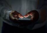 「デマを信じると人生が豊かになる…哲学のノーベル賞が暴くSNSで｢人工地震｣というトンデモがいまだ流行るワケ」の画像1