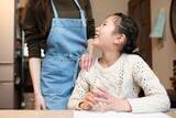 「｢もっと頑張ろうね｣｢もっと上を目指そう｣…実は子どもをコントロールしようとしている親の"よくある口癖"」の画像1